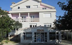 Apartments Nina